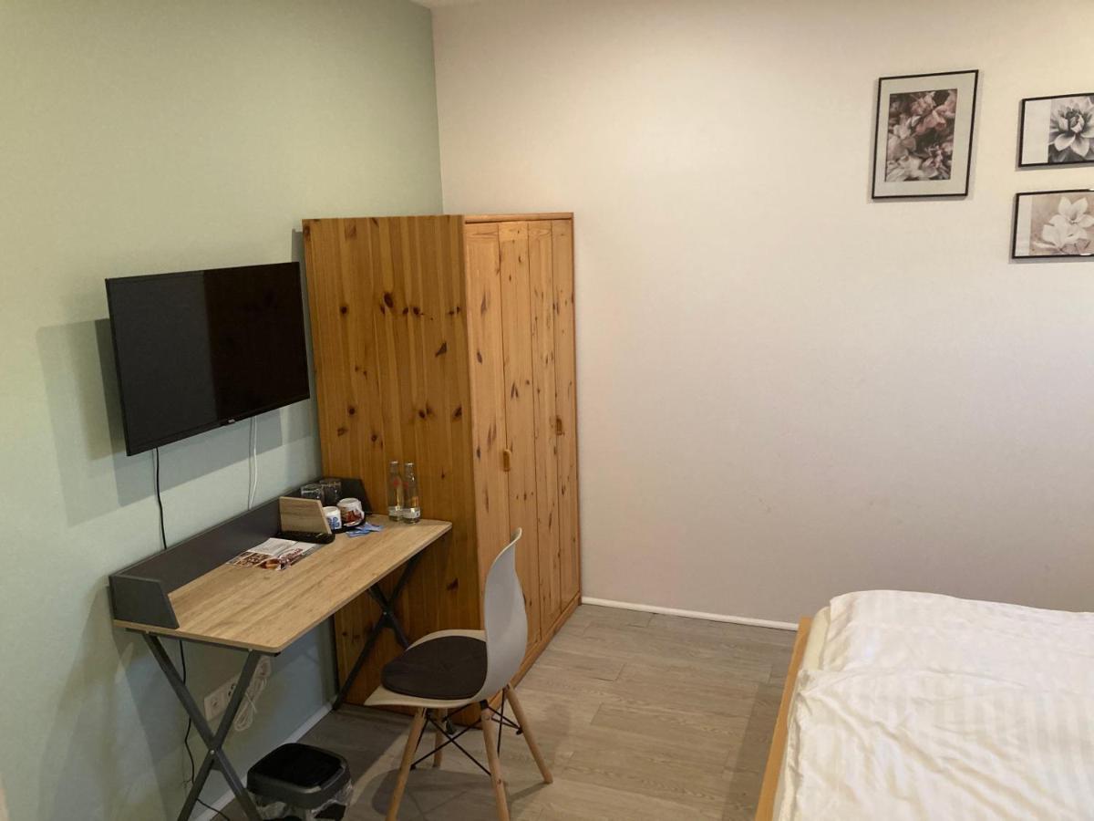 Gäste und Messezimmer Adelheidsdorf Exterior foto