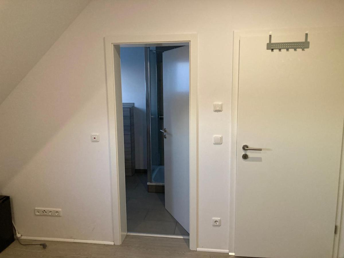 Gäste und Messezimmer Adelheidsdorf Exterior foto